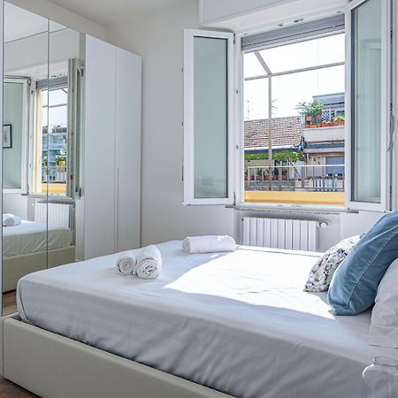 Joivy Sublime Flat With Balcony Apartment Милано Екстериор снимка